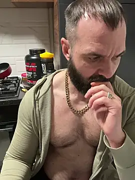 Snapshot of DamonSalvatore2 chatting on January 10, 2026, 10:58 pm DamonSalvatore2 online show from January 10, 2026, 10:58 pm