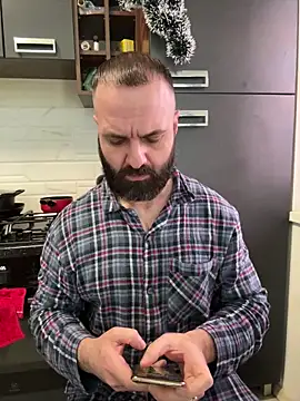 Snapshot of DamonSalvatore2 chatting on January 14, 2026, 8:53 am DamonSalvatore2 online show from January 14, 2026, 8:53 am