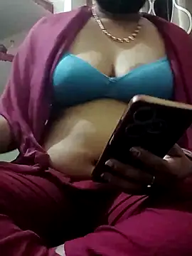 ritu7755 online show from March 4, 2026, 4:35 pm