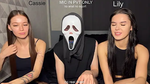 girls secrets online show from February 16, 2026, 11:06 am