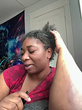 Snapshot of Ghoulsnooze_19 chatting on July 28, 2026, 2:13 pm Ghoulsnooze 19 online show from July 28, 2026, 2:13 pm