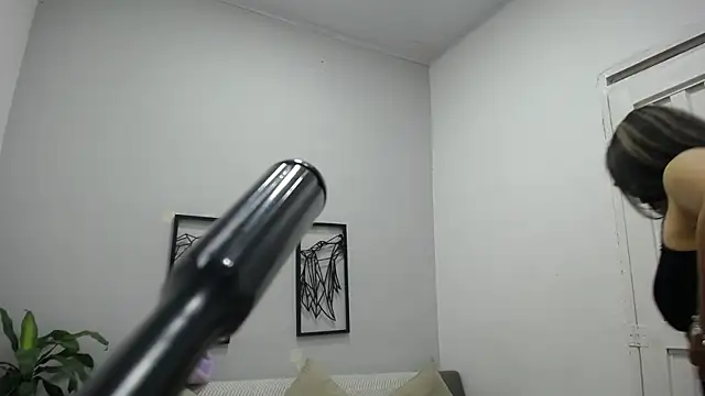 ElenaWatsonn online show from January 7, 2026, 7:27 pm