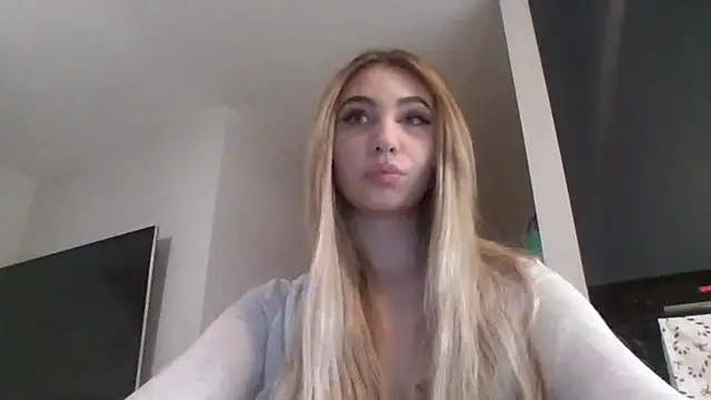 TeenLily online show from February 20, 2026, 8:09 pm