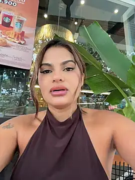 Snapshot of Irina_Velvett chatting on July 18, 2026, 6:12 pm Irina Velvett online show from July 18, 2026, 6:12 pm