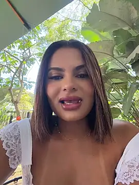 Snapshot of Irina_Velvett chatting on July 28, 2026, 6:20 pm Irina Velvett online show from July 28, 2026, 6:20 pm