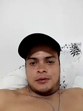 Snapshot of soytorres92 chatting on March 21, 2026, 8:19 am soytorres92 online show from March 21, 2026, 8:19 am