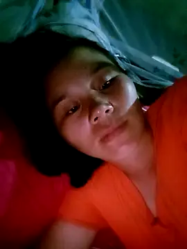 DIANAKUTE online show from April 21, 2026, 2:12 pm