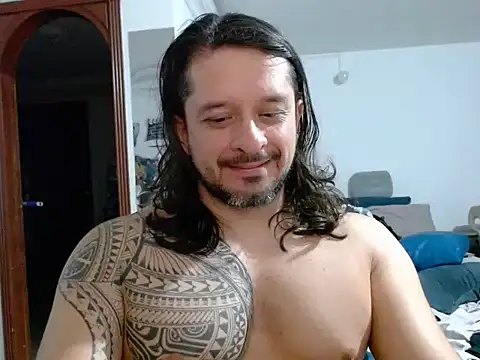 Snapshot of gonzzohunterr chatting on June 10, 2026, 2:23 am gonzzohunterr online show from June 10, 2026, 2:23 am
