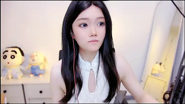 Cindy-dd online show from June 17, 2026, 3:02 pm