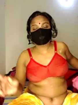 Hot Sweety02 online show from February 5, 2026, 11:20 pm