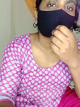 Hot Sweety02 online show from March 11, 2026, 1:33 am