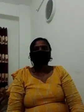 Snapshot of Hot_Sweety02 chatting on March 23, 2026, 10:14 pm Hot Sweety02 online show from March 23, 2026, 10:14 pm