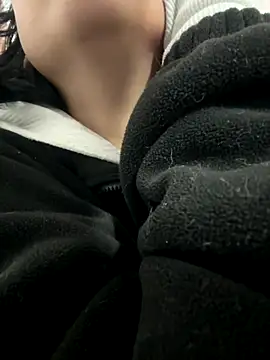 Snapshot of luna_gv chatting on January 7, 2026, 9:34 am luna gv online show from January 7, 2026, 9:34 am