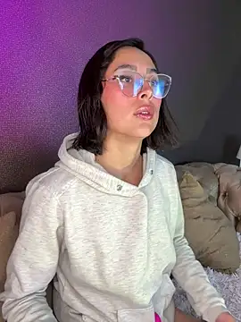 Snapshot of luna_gv chatting on February 6, 2026, 10:40 am luna gv online show from February 6, 2026, 10:40 am