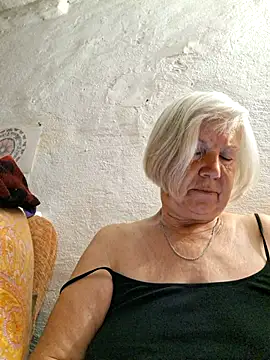 KlaudiaDarling online show from June 23, 2026, 7:12 pm