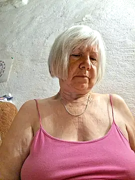 KlaudiaDarling online show from July 31, 2026, 2:00 am