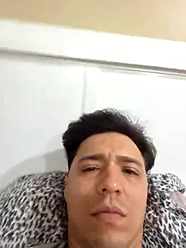 HoofedCylinder online show from February 18, 2026, 3:41 pm