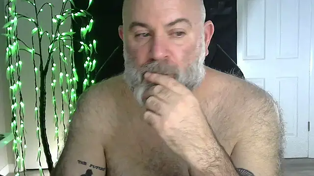 XJJ77x online show from March 1, 2026, 2:24 am