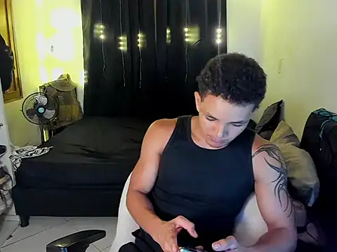 Dres4U online show from March 18, 2026, 6:16 am