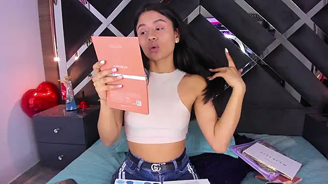 melody  sweet  online show from February 2, 2026, 8:07 pm