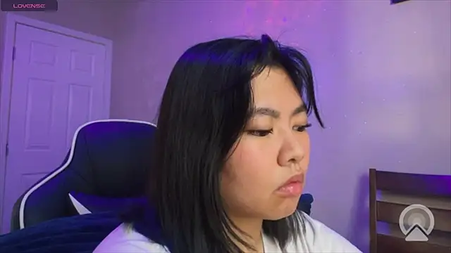 Snapshot of kuromixx444 chatting on February 5, 2026, 6:34 pm kuromixx444 online show from February 5, 2026, 6:34 pm