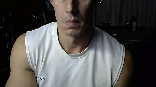 koolchillfun696969 online show from April 26, 2026, 7:06 am