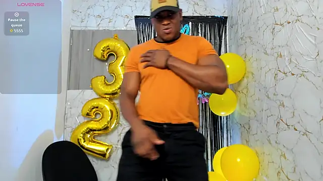 Snapshot of ArexBlack chatting on June 16, 2026, 12:13 am ArexBlack online show from June 16, 2026, 12:13 am
