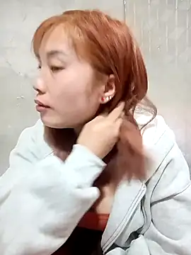 yeutinh00 online show from March 13, 2026, 5:08 pm