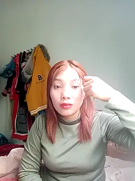 yeutinh00 online show from March 16, 2026, 5:44 am