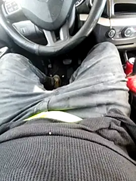 Snapshot of 115gunz chatting on March 18, 2026, 5:16 pm 115gunz online show from March 18, 2026, 5:16 pm