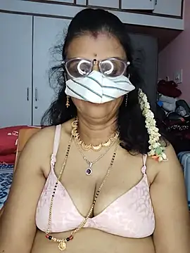 Snapshot of Maya_kannada chatting on June 15, 2026, 8:55 pm Maya kannada online show from June 15, 2026, 8:55 pm