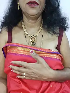 Snapshot of Maya_kannada chatting on July 8, 2026, 7:35 am Maya kannada online show from July 8, 2026, 7:35 am