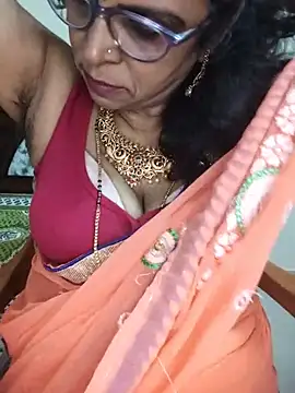Snapshot of Maya_kannada chatting on August 2, 2026, 4:16 pm Maya kannada online show from August 2, 2026, 4:16 pm