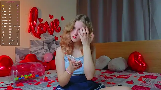 RennaHettes online show from February 15, 2026, 1:13 am