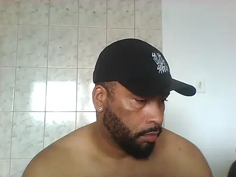 Snapshot of saintmorenobrag chatting on March 20, 2026, 2:22 pm saintmorenobrag online show from March 20, 2026, 2:22 pm
