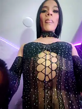 Isis Hot   online show from March 2, 2026, 5:08 am