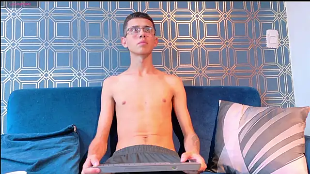 asher lux online show from March 5, 2026, 5:42 pm