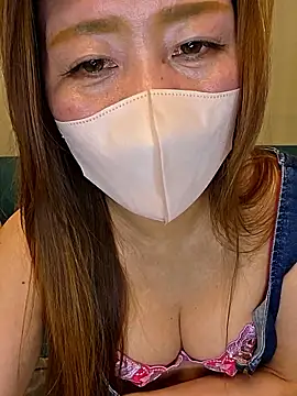 Snapshot of ria-1224 chatting on February 28, 2026, 1:23 pm ria-1224 online show from February 28, 2026, 1:23 pm