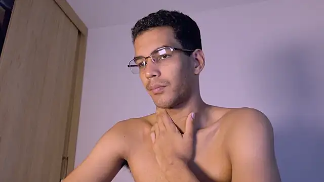 Pikashu7u7 online show from March 17, 2026, 3:11 am