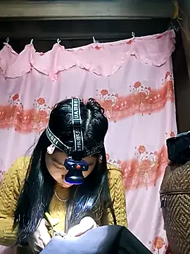 Hiniyk2 online show from February 6, 2026, 2:05 am