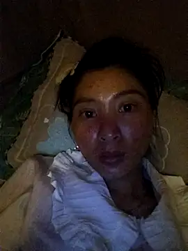 Snapshot of Hiniyk2 chatting on June 4, 2026, 3:07 pm Hiniyk2 online show from June 4, 2026, 3:07 pm