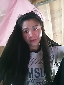 Snapshot of Hiniyk2 chatting on July 22, 2026, 3:42 am Hiniyk2 online show from July 22, 2026, 3:42 am