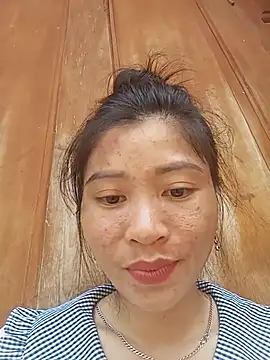 Snapshot of Hiniyk2 chatting on July 26, 2026, 3:36 am Hiniyk2 online show from July 26, 2026, 3:36 am