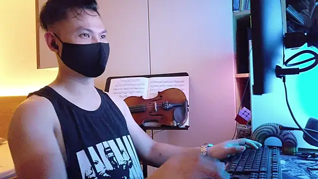 OnlyHand9x online show from May 9, 2026, 5:29 pm