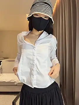 Snapshot of ZJbaby chatting on June 13, 2026, 2:15 pm ZJbaby online show from June 13, 2026, 2:15 pm