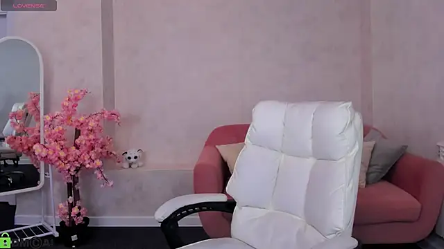 Snapshot of Marie_Hayes chatting on June 7, 2026, 1:32 am Marie Hayes online show from June 7, 2026, 1:32 am