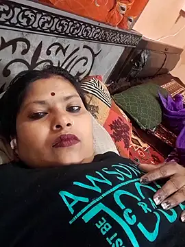 Punam shekh online show from February 12, 2026, 3:18 pm