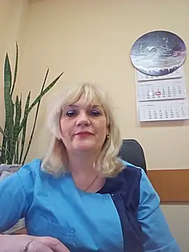 AliceStar333 online show from February 4, 2026, 5:35 am