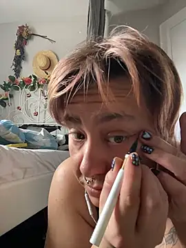 Snapshot of NymphoBuzi chatting on January 14, 2026, 6:46 pm NymphoBuzi online show from January 14, 2026, 6:46 pm