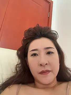 Snapshot of Jingjingxiang-520 chatting on June 26, 2026, 1:43 am Jingjingxiang-520 online show from June 26, 2026, 1:43 am